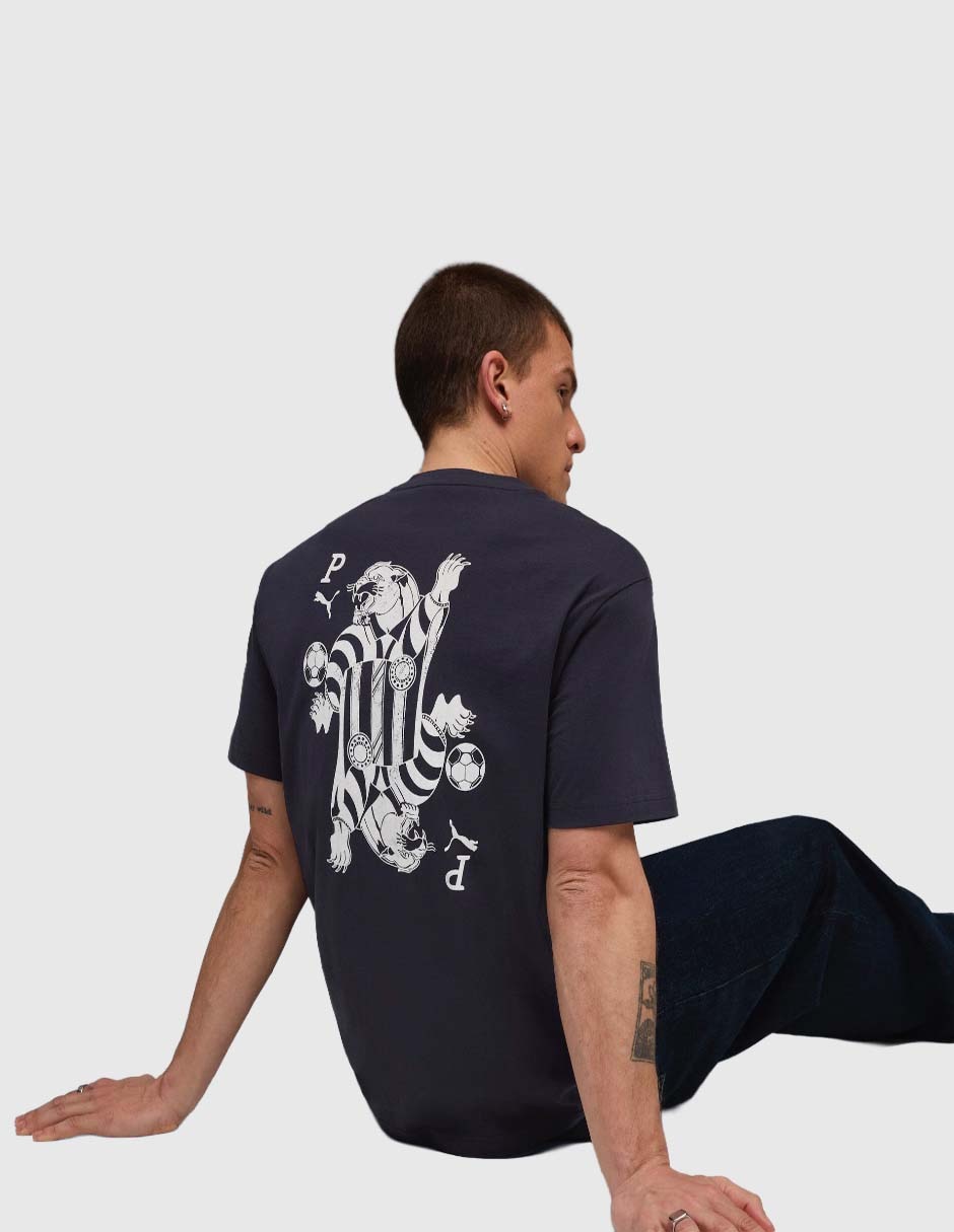 Playera Graphic Card Play Relaxed Tee cuello redondo para hombre 2